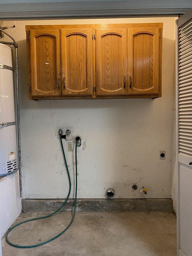 Building Photo - 3710 W Sunnyside Ct