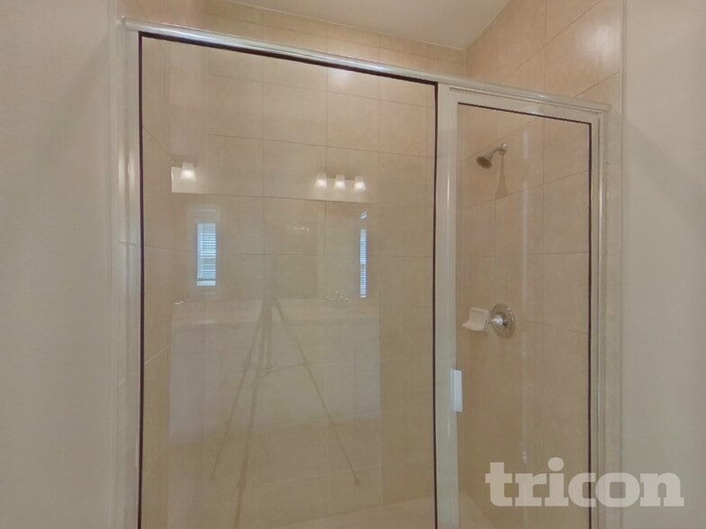 Building Photo - 10212 Powell Creek Ct