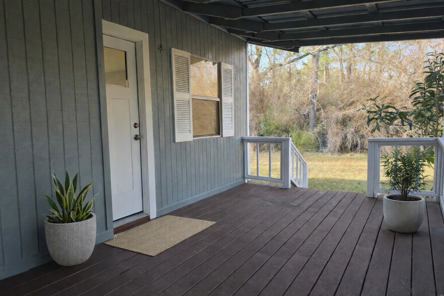 Building Photo - 8115 Tall Pine Ln