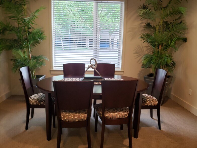 Common area - 400 Washington Ave