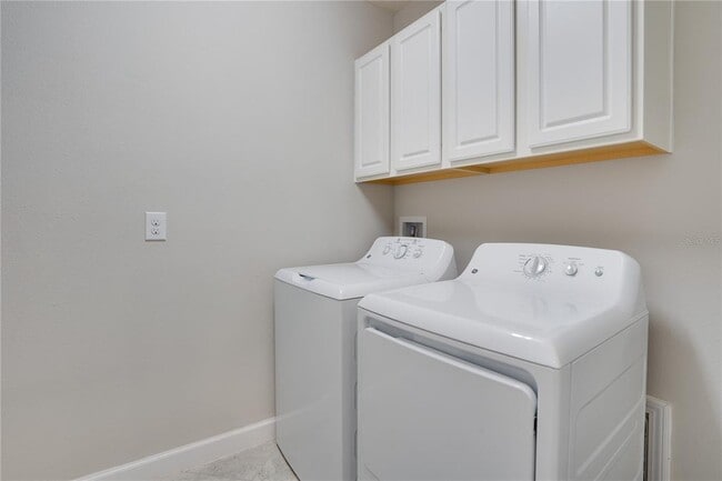 Building Photo - 16844 Whisper Elm St