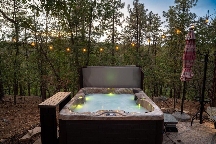 Building Photo - 2373 W Mountain Laurel Rd