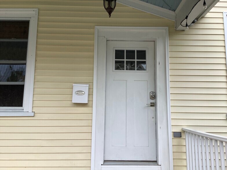 Welcome home! - 9 Jay St