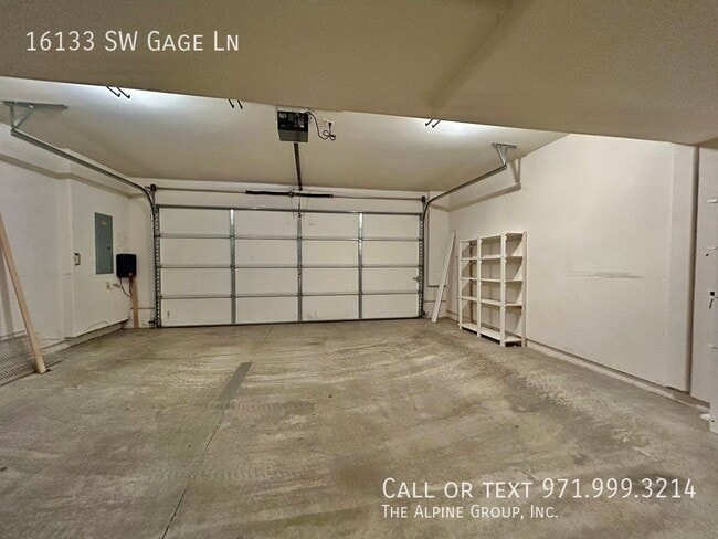 Building Photo - 16133 SW Gage Ln