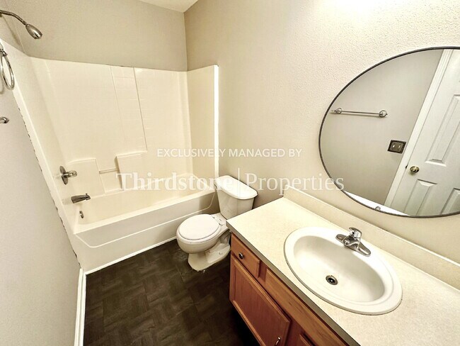 Building Photo - 7877 Playpen Ct