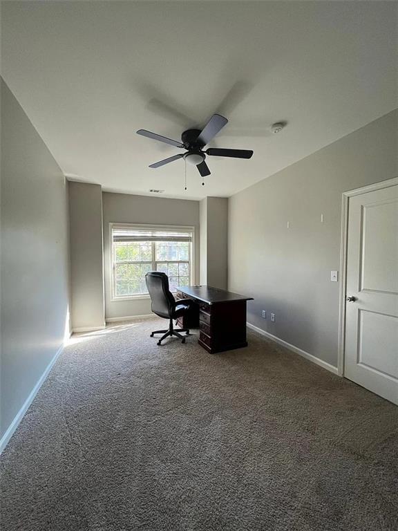 Building Photo - 6996 Kingswood Run Dr
