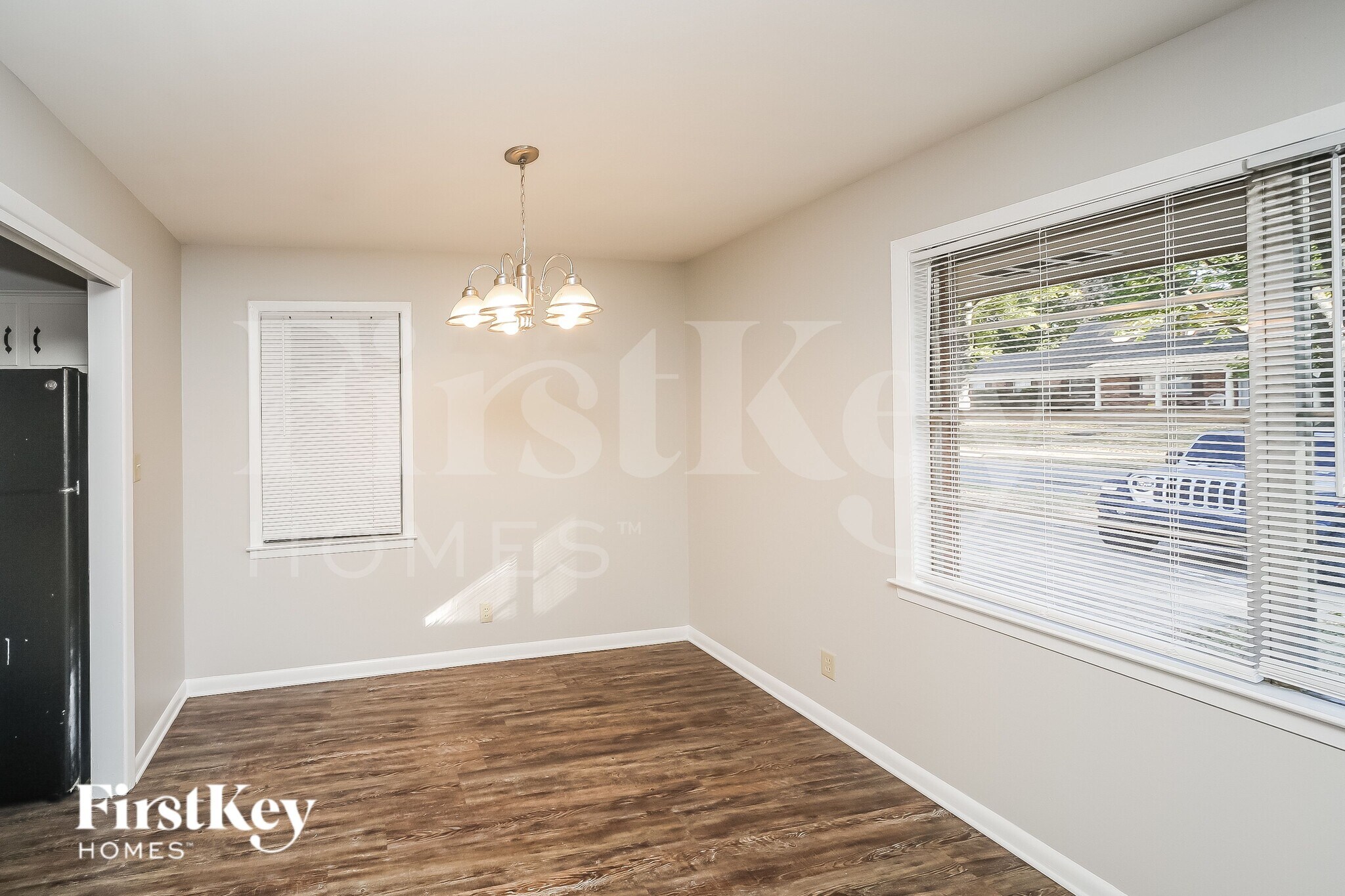 Building Photo - 1736 Borden Dr