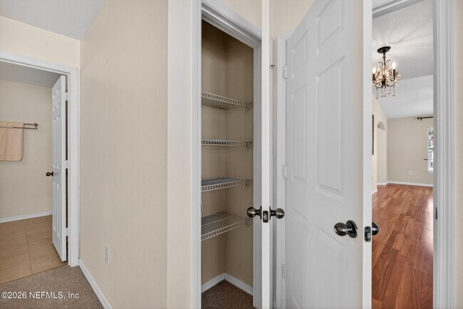 Building Photo - 10961 Burnt Mill Rd