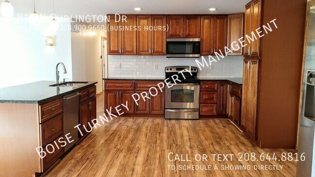 Building Photo - 4817 N Burlington Cir