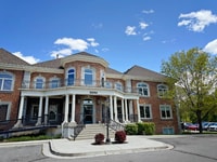 Building Photo - 3550 N University Ave