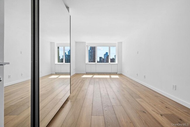 Building Photo - 322 W 57th St