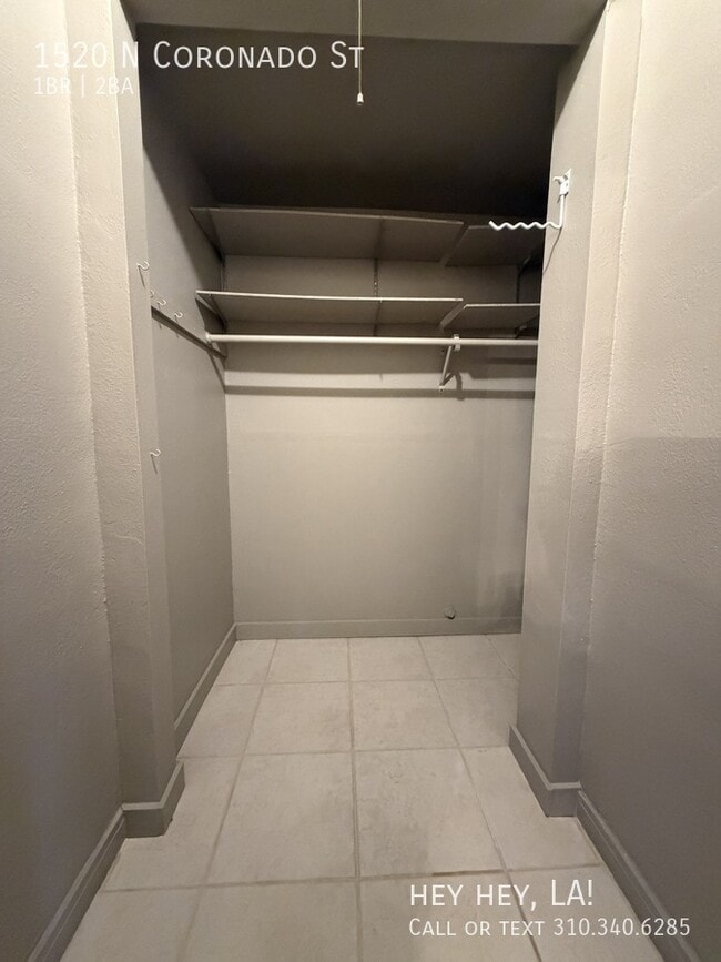 Building Photo - 1520 N Coronado St