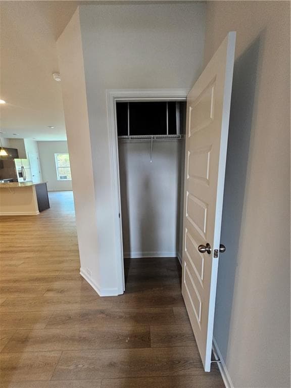 Building Photo - 2460 Ravencliff Dr
