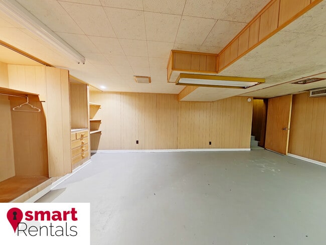 Building Photo - 6513 Laconia Dr
