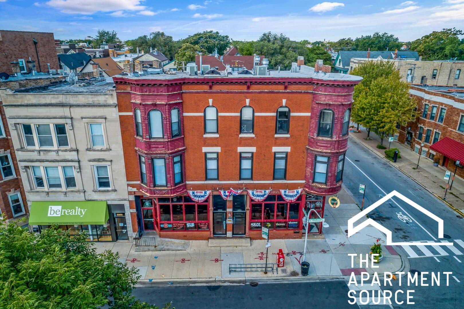Building Photo - 3356 N Sheffield Ave