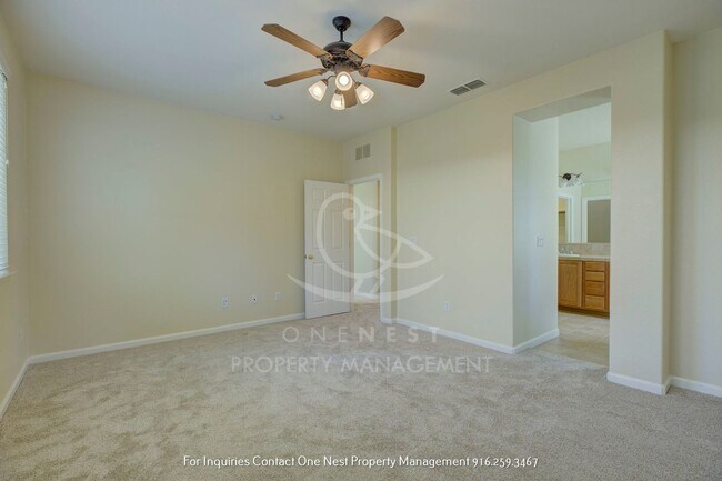 Building Photo - 3 bedroom 2 bathroom Lincoln Crossing home