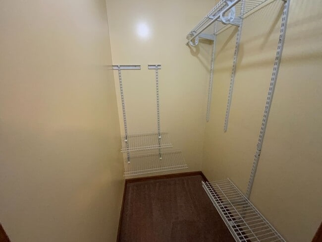 Building Photo - 3 Bd 2 Ba in Cherrywoods