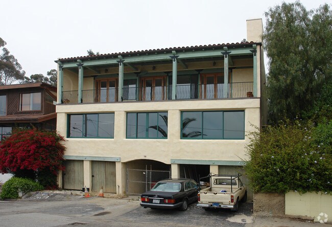 Building Photo - 759-769 Buena Vista St