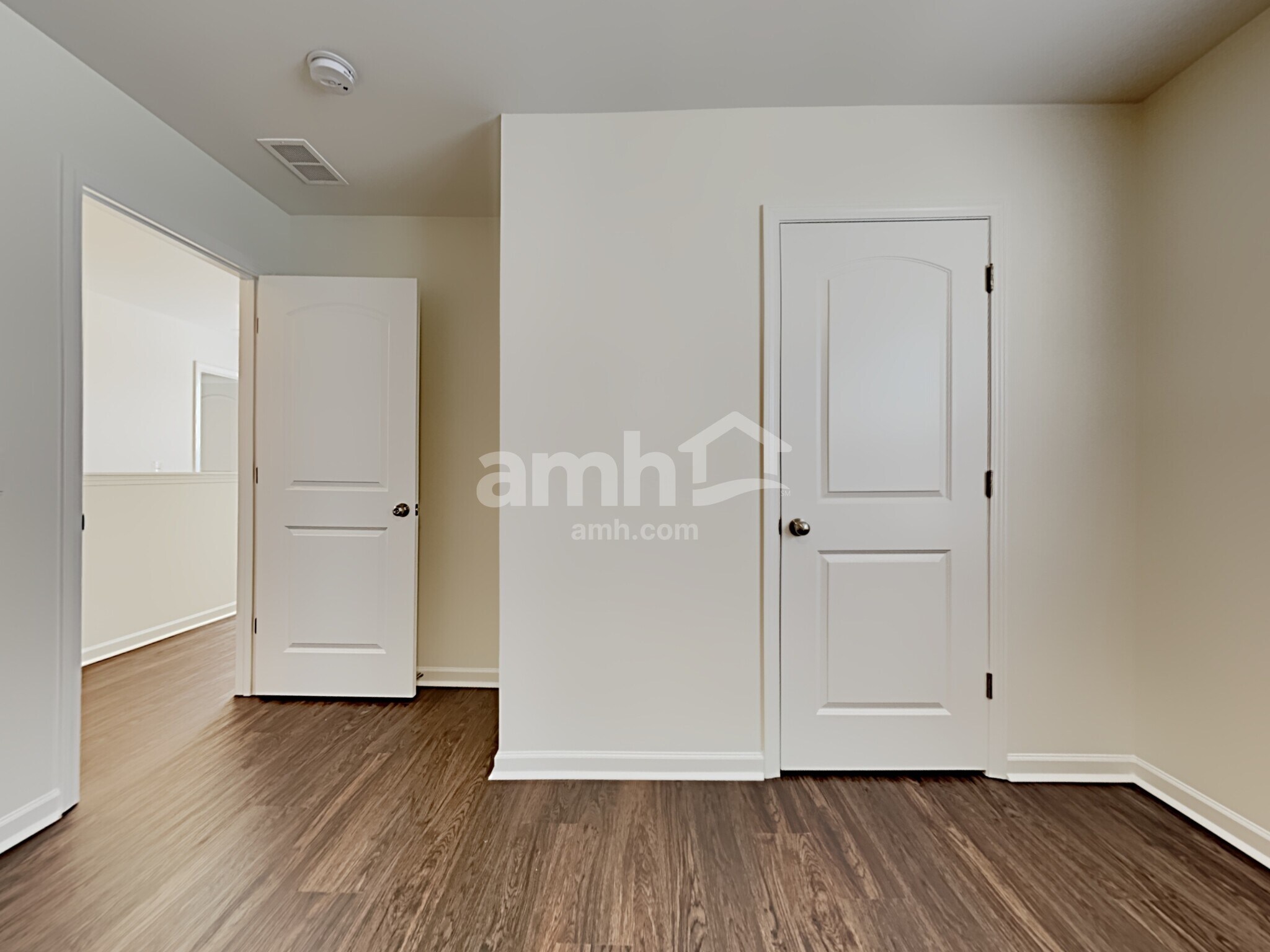 Building Photo - 355 Dunlin Dr