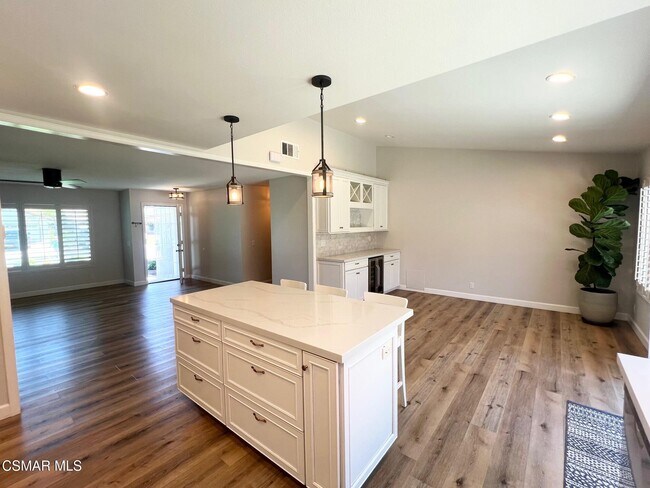 Building Photo - 5346 Cherry Ridge Dr