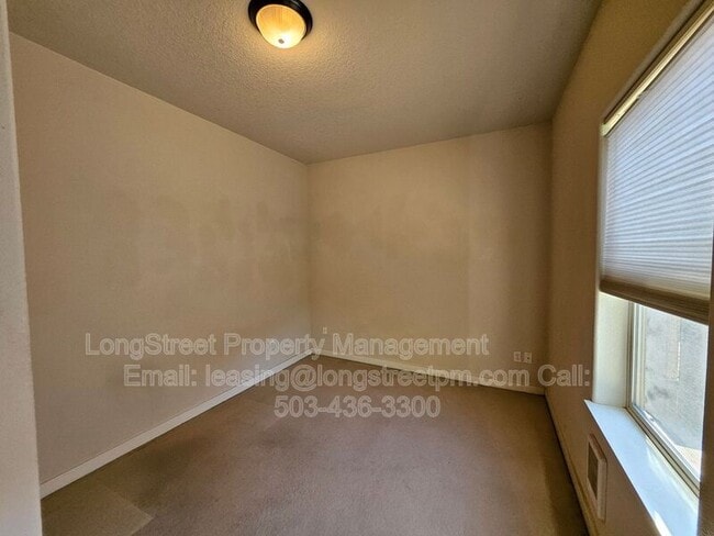 Building Photo - 4411 NE Killingsworth St