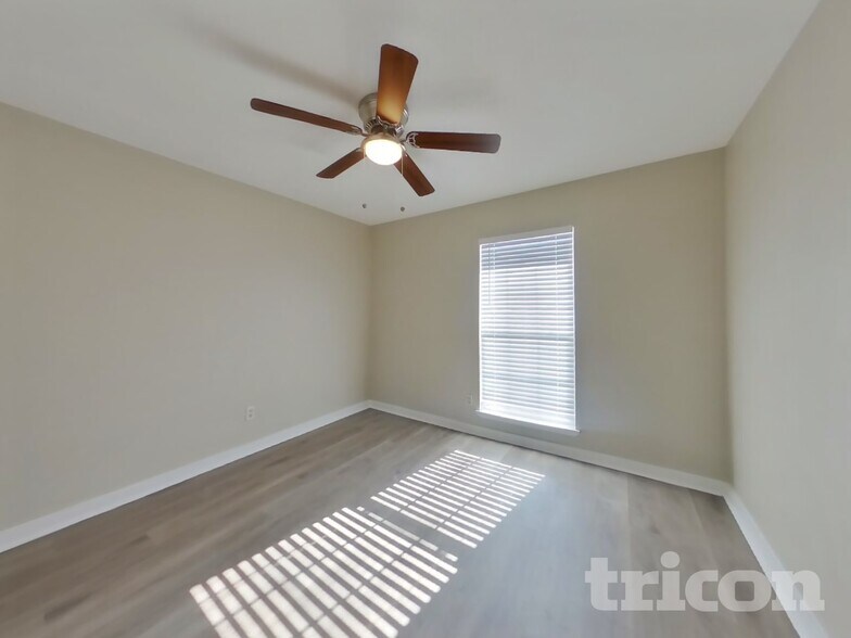 Building Photo - 3314 Sam Rayburn Run