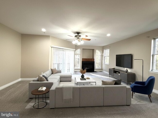 Primary Photo - 623 Trout Run Ct