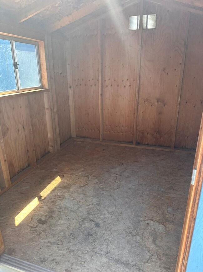 Building Photo - 4122 Aragon Dr