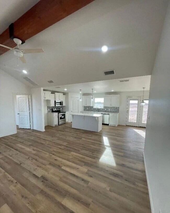 Building Photo - Brand NEW 3 Bedroom on 1 Acre in Idalou ISD!