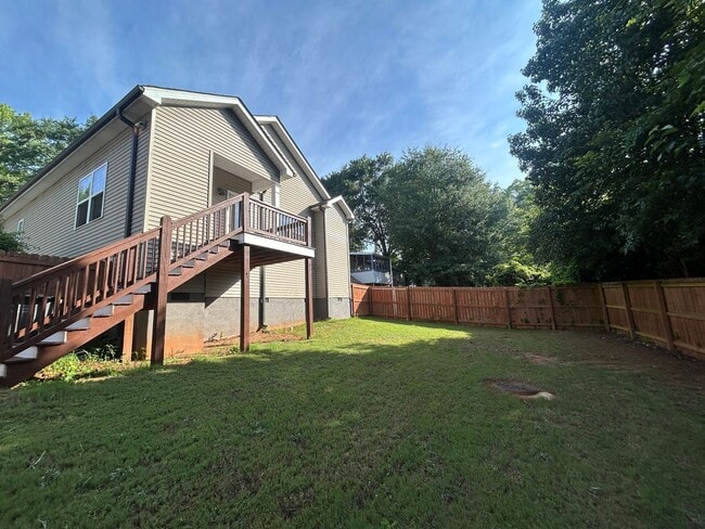 Building Photo - 27 Burgess Ave