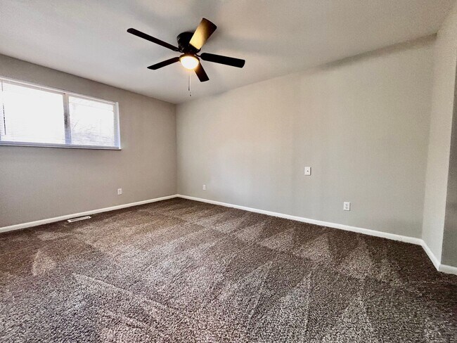 Building Photo - 3161-3163 Autumn Ridge Court