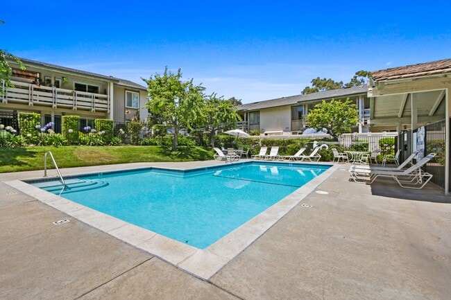 Building Photo - 23732 Hillhurst Dr