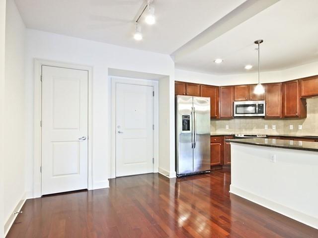 Building Photo - 200 River Vista Drive