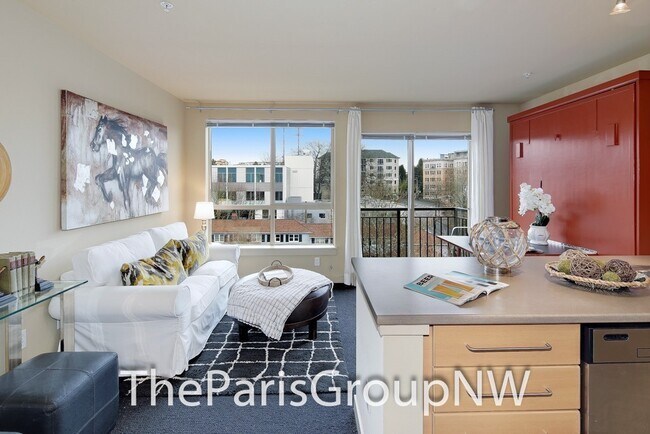 Primary Photo - Fabulous Capitol Hill Condo w/View & Tons of Amenities!