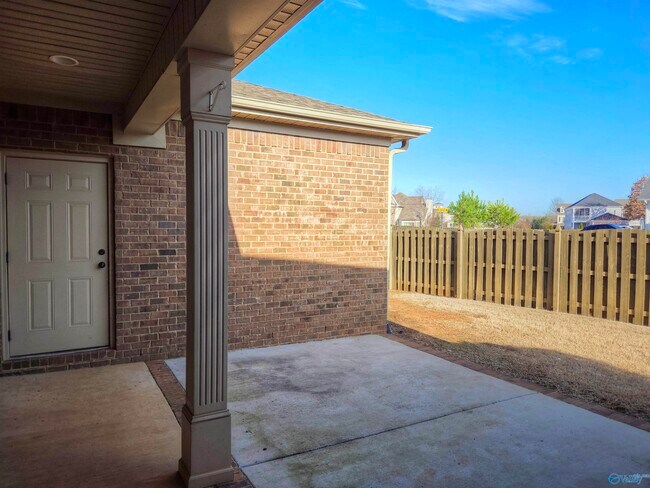 Building Photo - 44 Atherton Cir SW