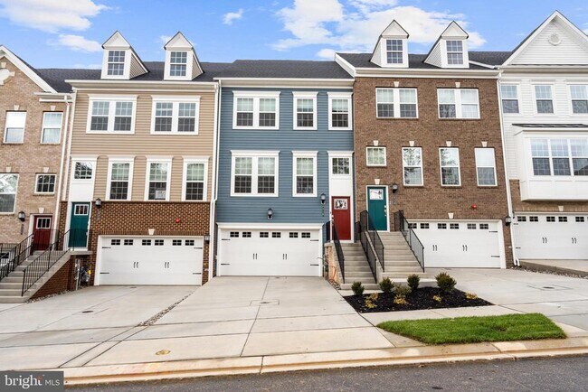 Building Photo - 516 Downswing Rd