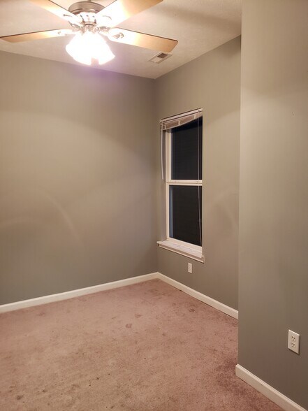 Building Photo - 2322 Guilford Ave