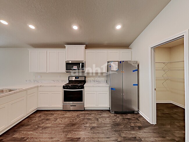 Building Photo - 282 Caminha Rd