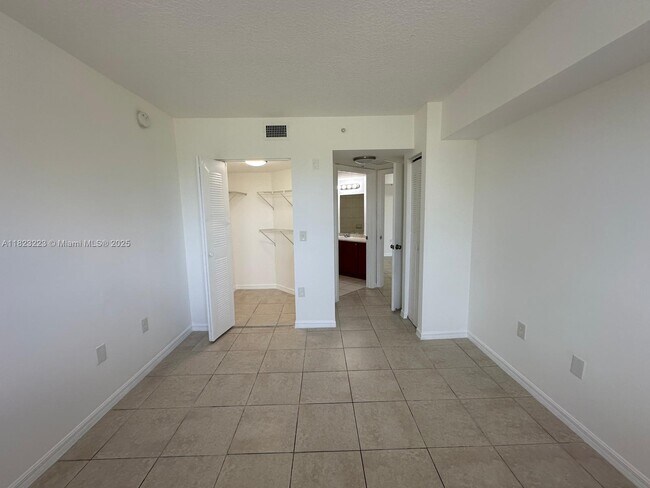 Building Photo - 17602 NW 25th Ave