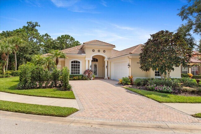 Building Photo - 9301 Briarcliff Trace