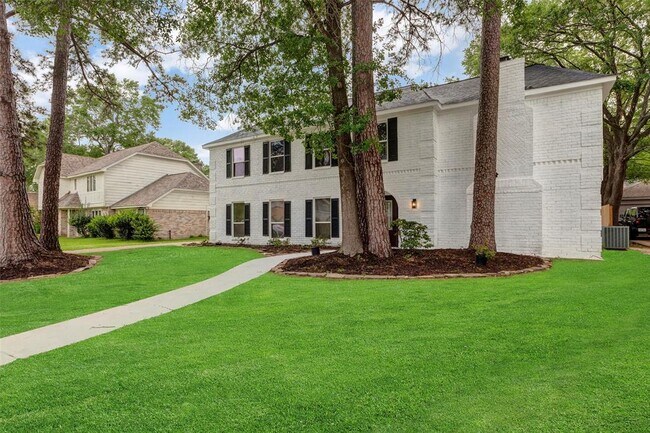 Building Photo - 7707 12 Fairway Ln