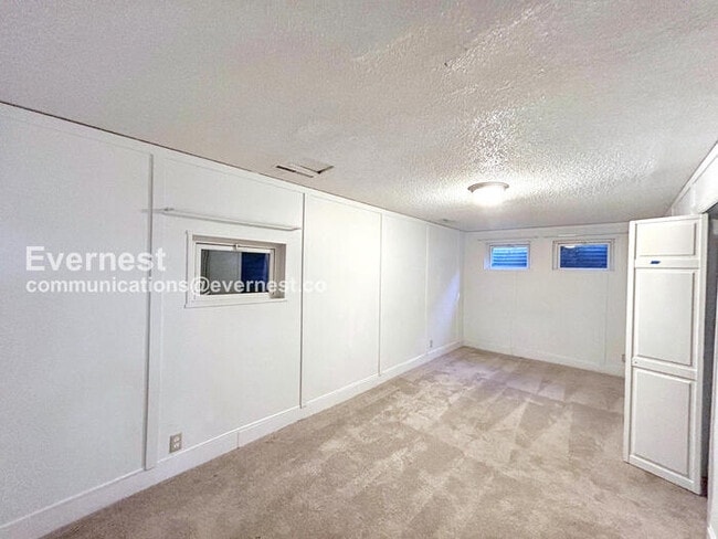 Building Photo - 3118 Squaw Valley Dr