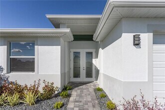 Building Photo - 2601 Diplomat Pkwy W