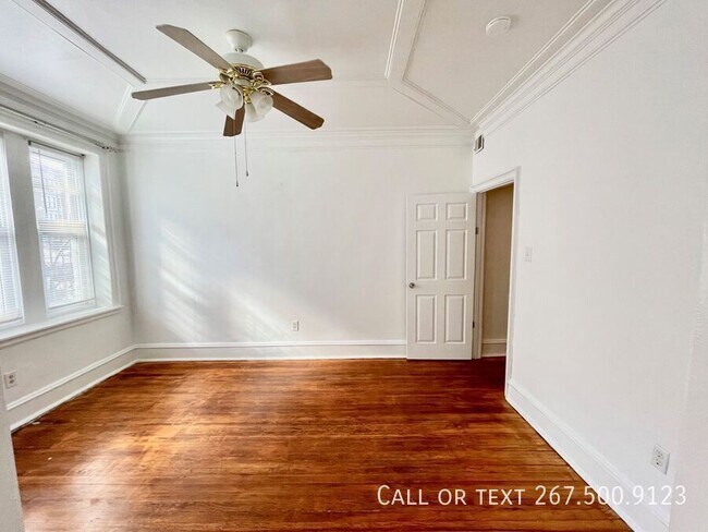 Building Photo - 4640 Sansom St