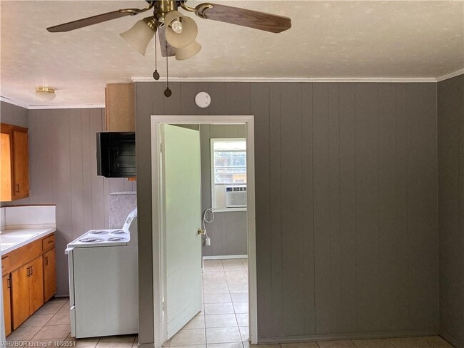 Building Photo - 107 N 16th St