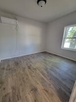 Building Photo - 515 W 7th Ave