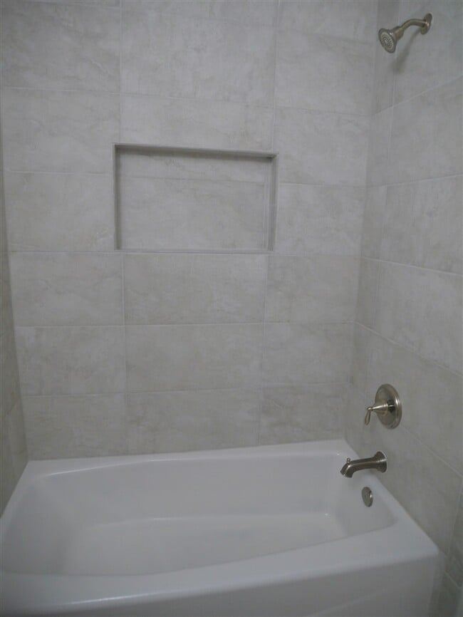 Building Photo - 1232 Winifred Dr