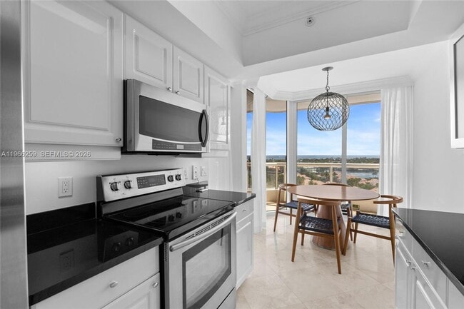 Building Photo - 21055 Yacht Club Dr