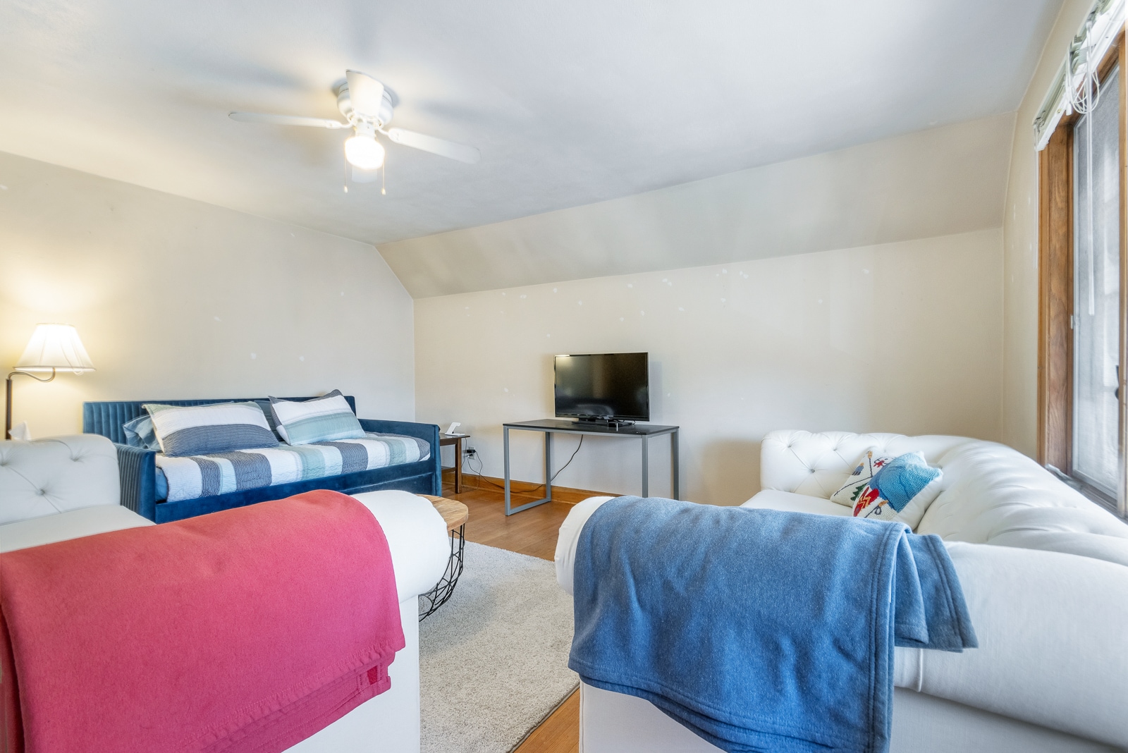 Building Photo - 302 S Brooks St