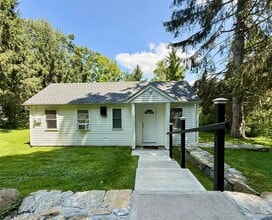 Building Photo - 12 Red Brook Rd